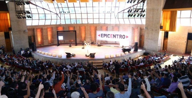 SEBRAE E IGUASSU-IT LEVAM EMPRESÁRIOS DO OESTE PARA MARATONA DE PALESTRAS NO EPICENTRO