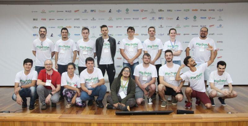 HACKATHON NO PIG DATA BUSCA MODELO EFICAZ DE RELACIONAMENTO PARA VENDA DE OTCS
